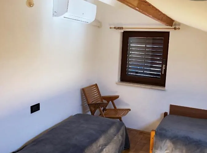 アパート Rooftop ピラン